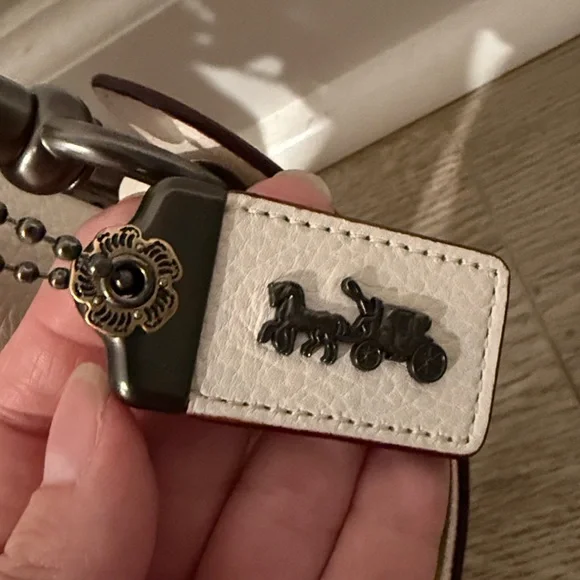 Coach Paige Shoulder Bag in Chalk - Picture 2 of 9